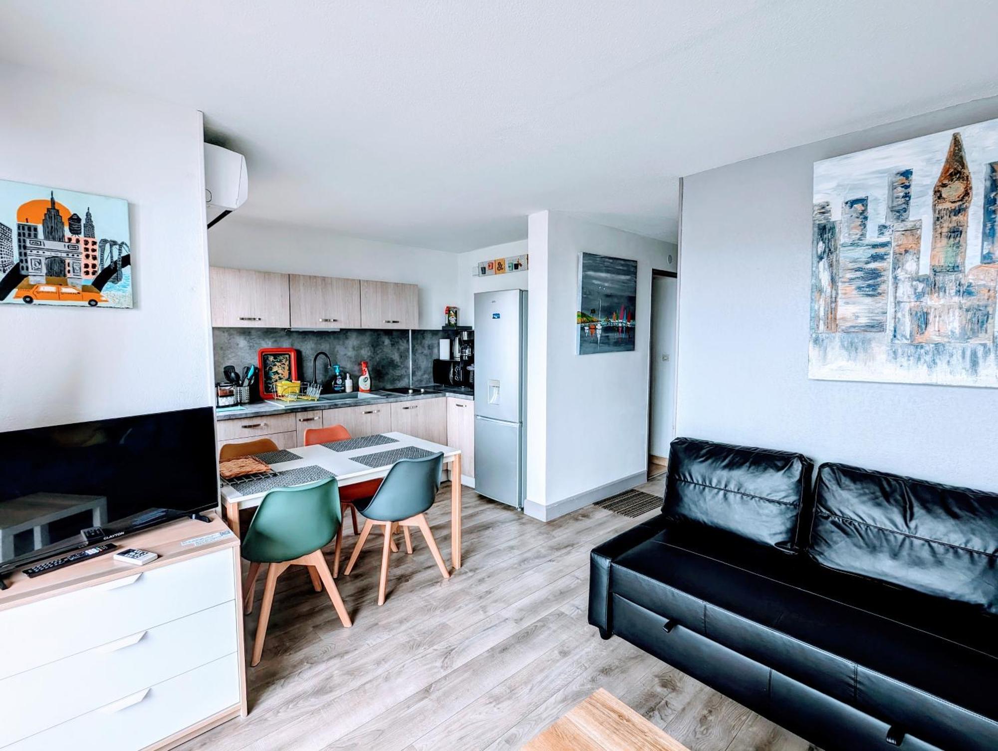T2 climatisé vue sur mer, WIFI, piscine et parking Sète Exterior foto